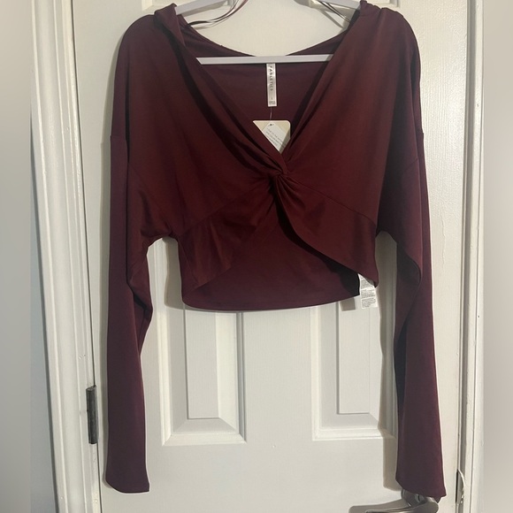 NWT Fabletics liv twist front hoodie size small - Picture 7 of 8